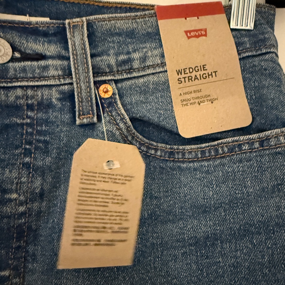 NWT Levi's Women's Blue Jeans Wedgie Straight 30 X 28 - Picture 5 of 6